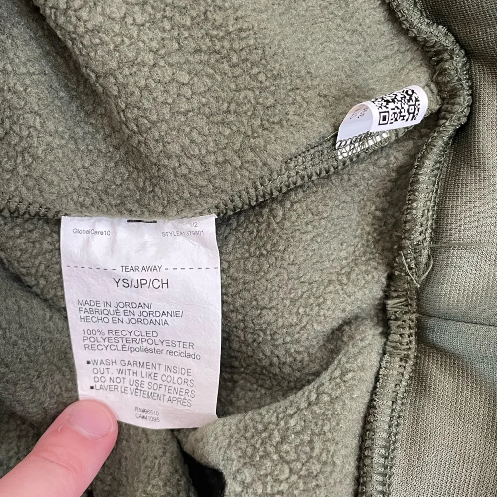 NWT under armour fleece graphic hoodie Youth small - Picture 4 of 5